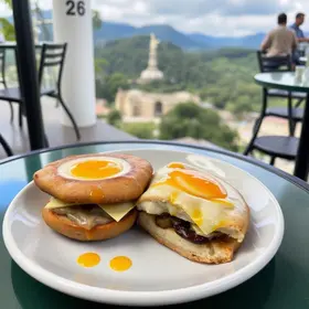 Cafés em Lourdes Belo Horizonte: o que saber antes de ir