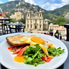 Restaurantes para almoço em Lourdes: o que saber antes de ir