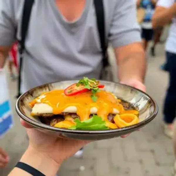 Roteiro gastronômico em BH: passo a passo para aproveitar BH